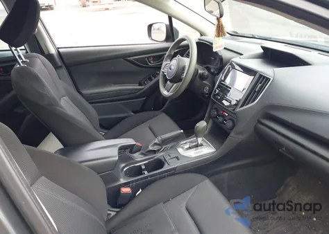 2021 Subaru Impreza 5-Door z USA, uszkodzony, nr VIN 4S3GTAB67M3714919